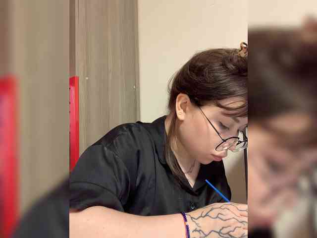 Lexxxie webcam
