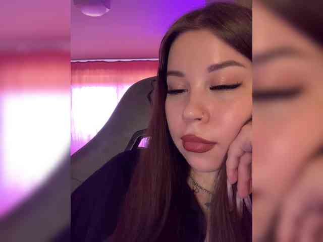 Alexxie webcam