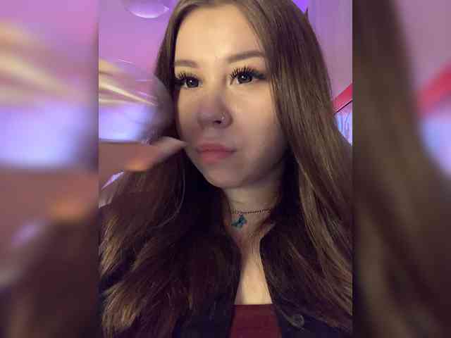 Alexxie webcam