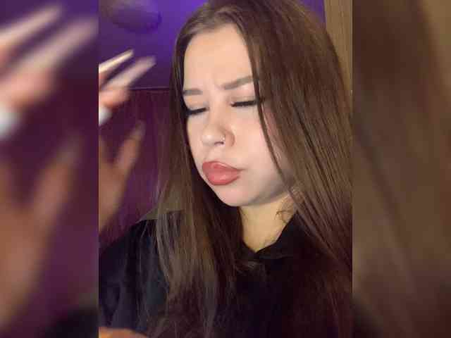Alexxie webcam