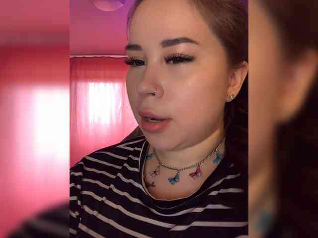 Alexxie webcam