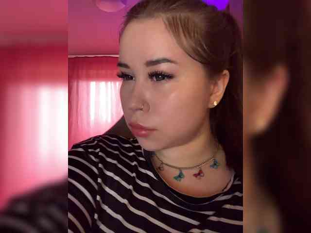 Alexxie webcam
