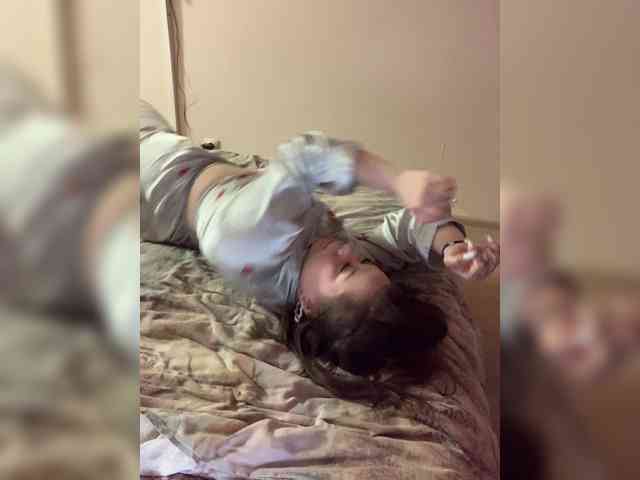 Lexxxie webcam