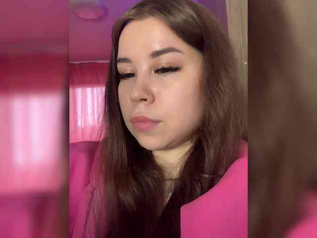 Модель: Alexxie