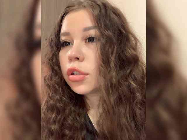 Alex-assa Live Webcam on BongaCams