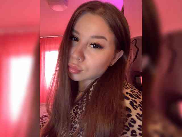 Alexxie webcam