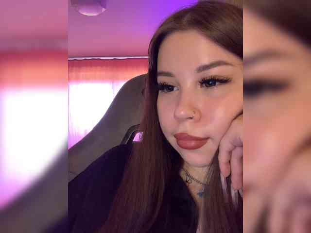 Alexxie webcam