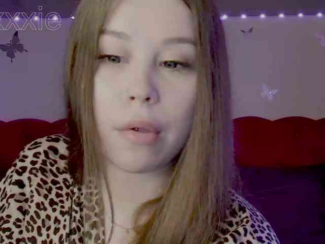 Lexxxie webcam