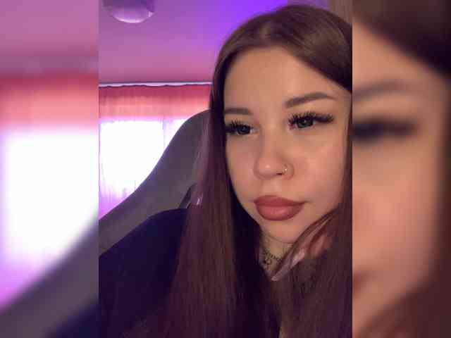 Alexxie webcam