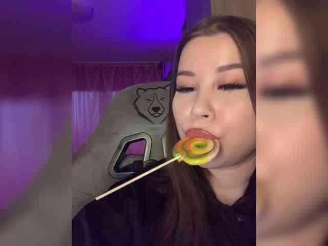 Alexxie webcam