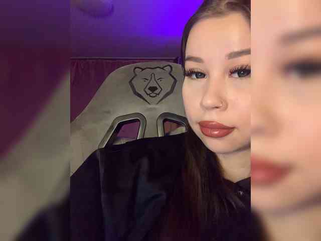 Alexxie webcam
