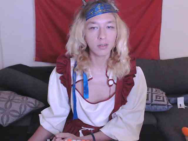 MeetraSurik Sex Cam Show