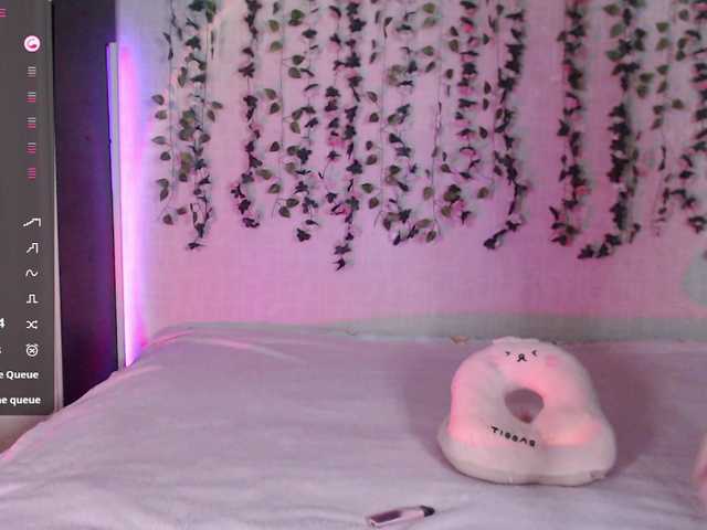 LessyLasska live cam on BongaCams