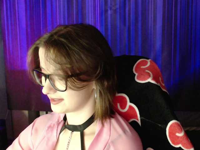 Cherry-Luna live cam preview