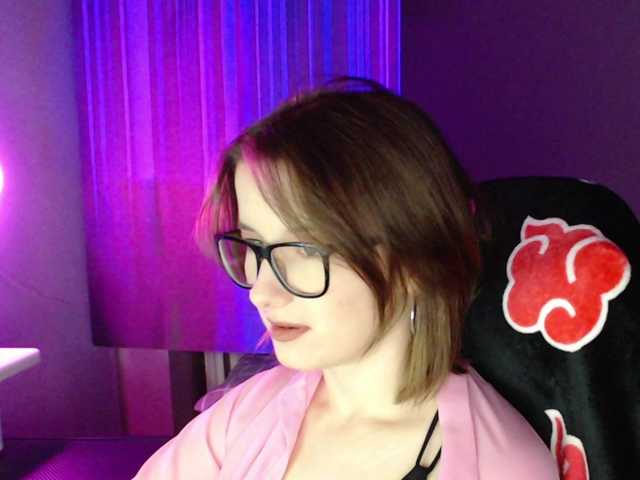 Cherry-Luna live cam on BongaCams