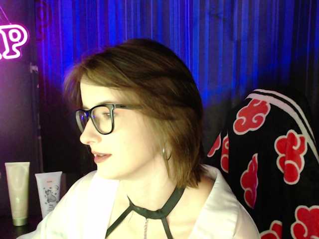 Cherry-Luna live cam on BongaCams