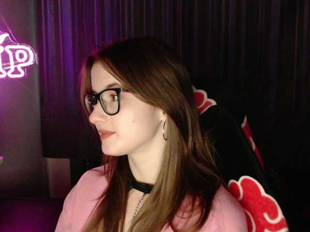 Cherry-Luna live cam on BongaCams