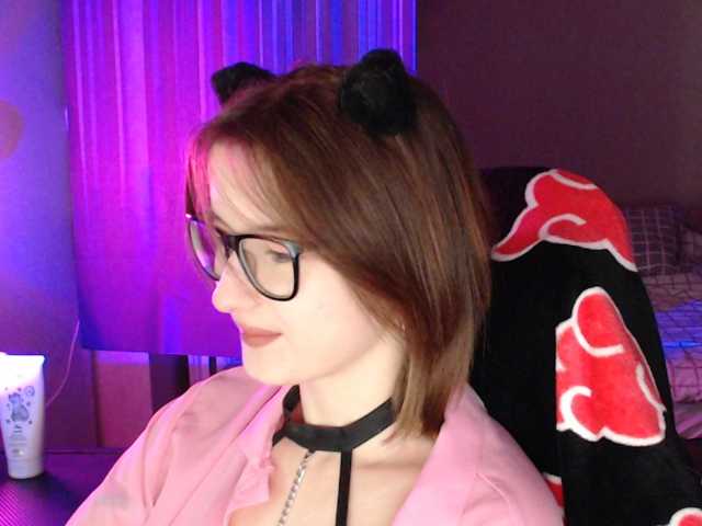 Cherry-Luna live cam preview