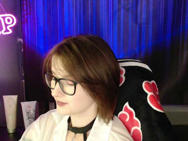 Cherry-Luna live cam on BongaCams