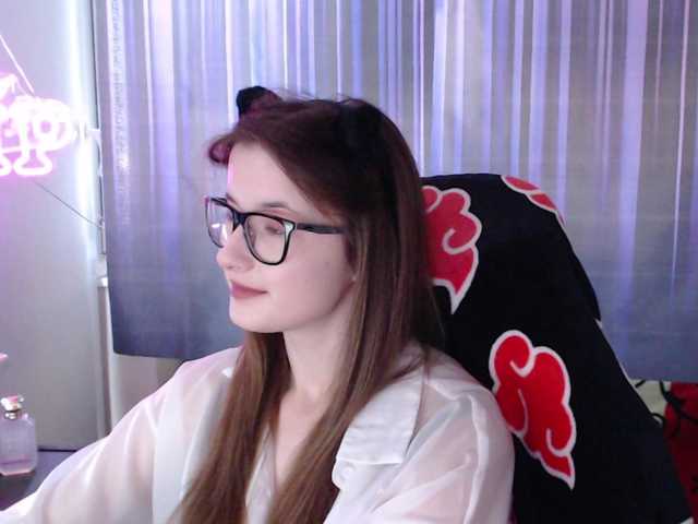 Cherry-Luna live cam on BongaCams