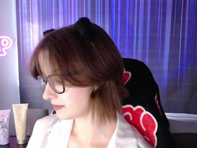 Cherry-Luna live webcam show