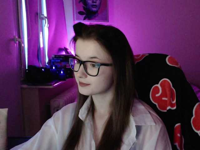 Cherry-Luna live cam on BongaCams