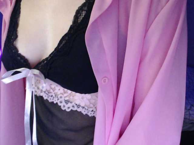 Cherry-Luna live cam on BongaCams
