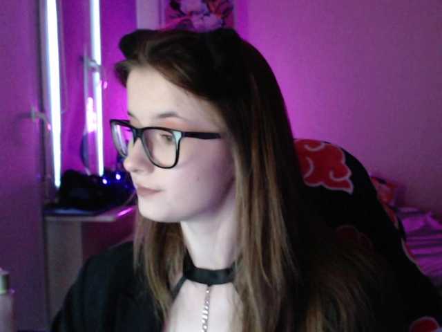 Cherry-Luna live cam on BongaCams