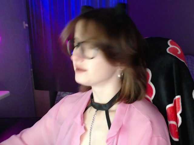 Cherry-Luna live cam on BongaCams