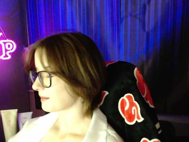 Cherry-Luna live cam on BongaCams