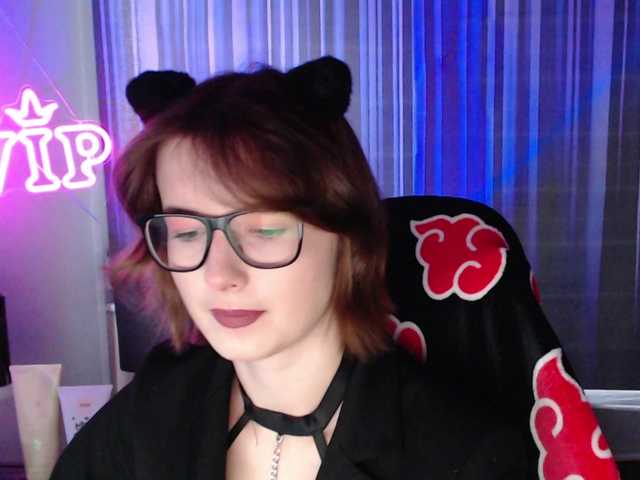 Cherry-Luna live cam on BongaCams