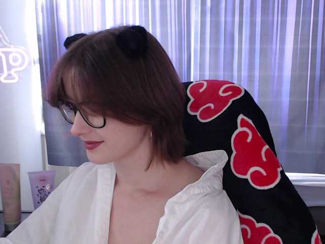 Cherry-Luna live cam on BongaCams