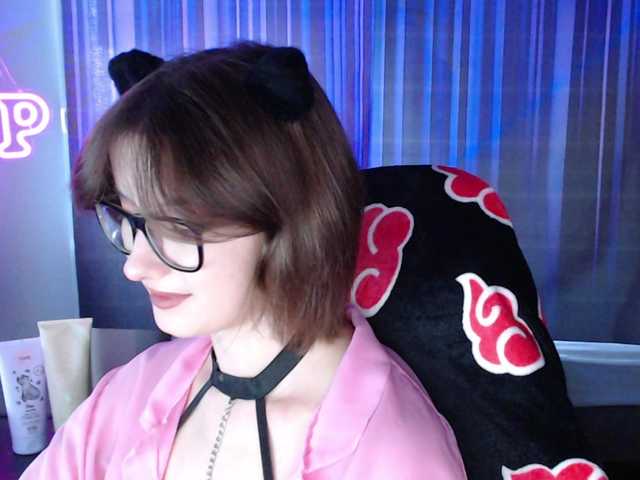 Cherry-Luna live cam on BongaCams