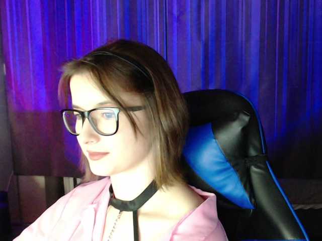 Cherry-Luna live cam preview