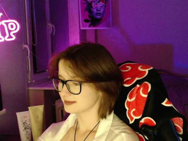 Cherry-Luna live cam