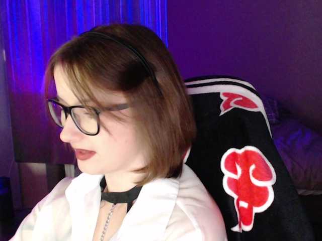 Cherry-Luna live cam on BongaCams