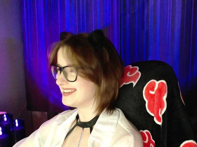Cherry-Luna live cam on BongaCams