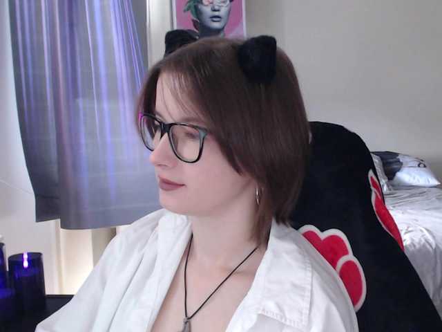 Cherry-Luna live cam on BongaCams