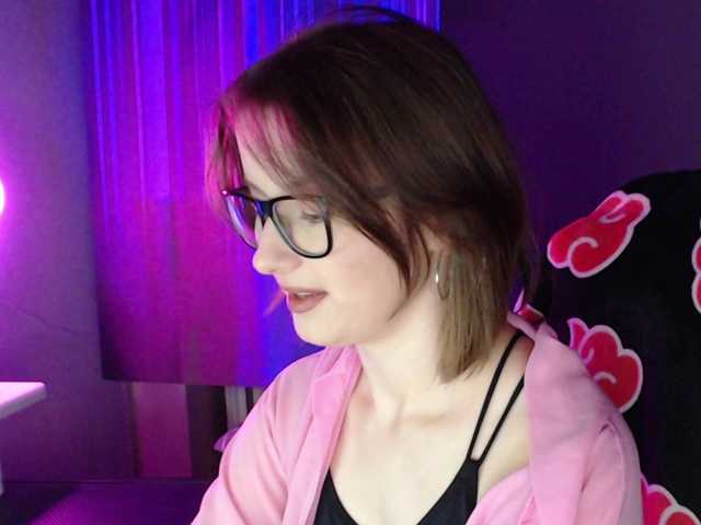 Cherry-Luna live cam on BongaCams