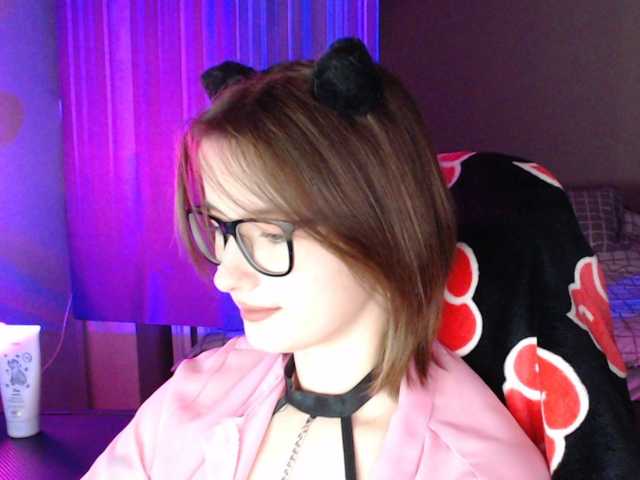 Cherry-Luna, en vivo ahora en BongaCams