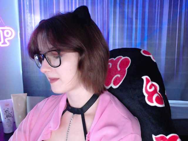 Cherry-Luna live webcam show