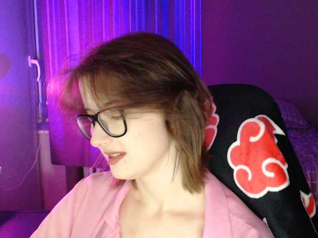 Cherry-Luna live cam on BongaCams