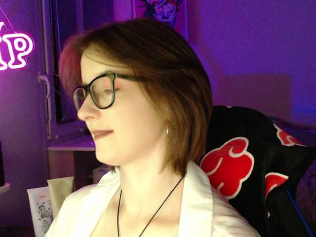 Cherry-Luna live cam on BongaCams
