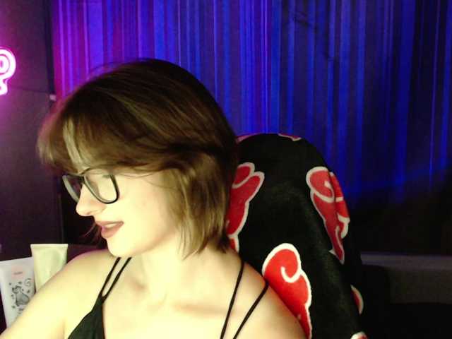 Cherry-Luna live cam on BongaCams