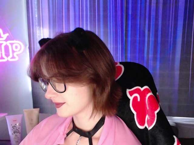 Cherry-Luna live webcam show