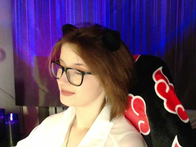 Cherry-Luna live cam on BongaCams
