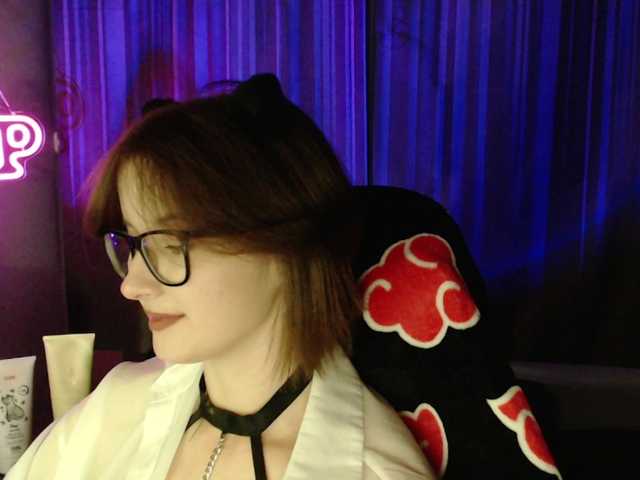 Cherry-Luna live webcam show