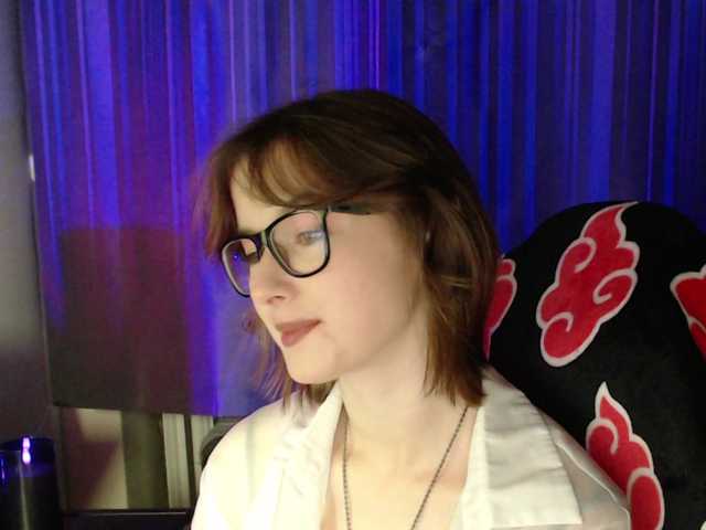 Cherry-Luna live cam on BongaCams