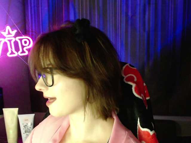 Cherry-Luna live cam on BongaCams