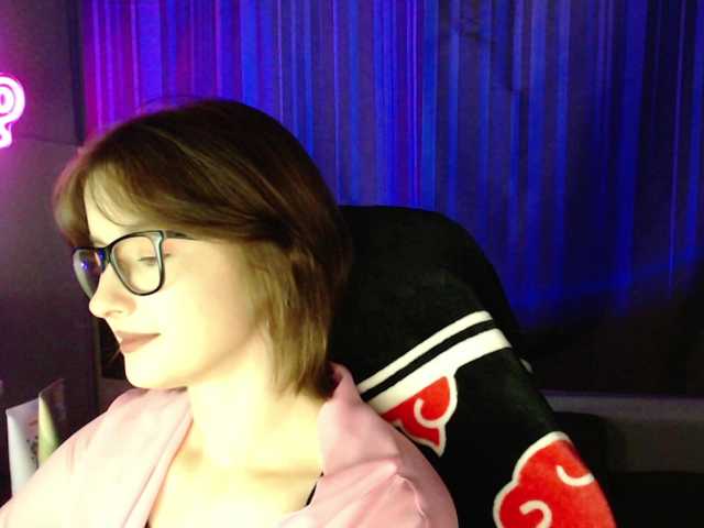 Cherry-Luna live cam on BongaCams